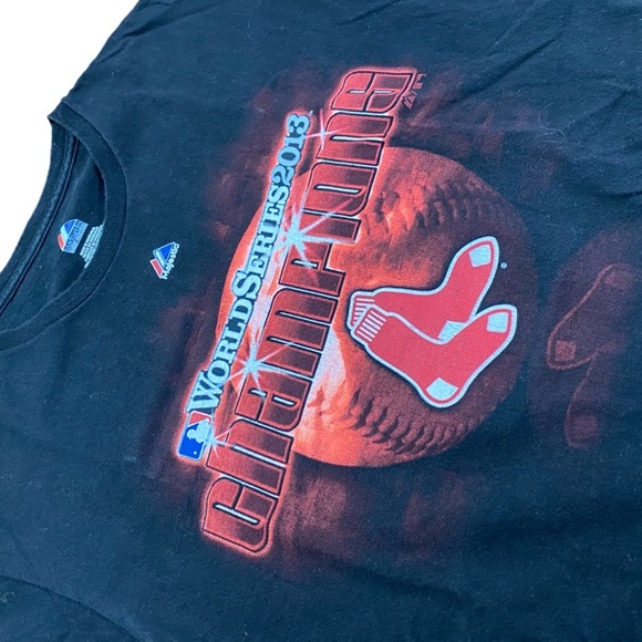 Closing Sale! - Vintage Boston Red Sox 2013 World Series Champs Tee - Majestic - Picture 2 of 6